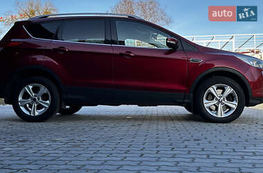 Позашляховик / Кросовер Ford Kuga 2015 в Львові