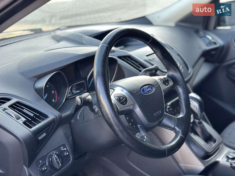 Внедорожник / Кроссовер Ford Kuga 2015 в Львове фото 51 Внедорожник / Кроссовер Ford Kuga 2015 в Львове