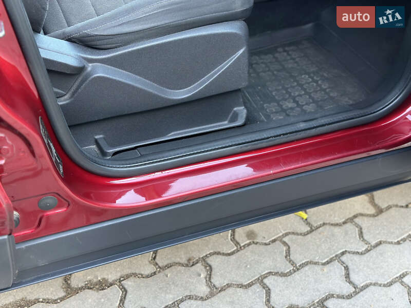 Внедорожник / Кроссовер Ford Kuga 2015 в Львове фото 59 Внедорожник / Кроссовер Ford Kuga 2015 в Львове