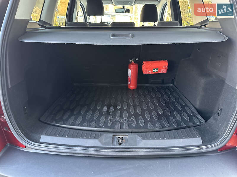 Внедорожник / Кроссовер Ford Kuga 2015 в Львове фото 97 Внедорожник / Кроссовер Ford Kuga 2015 в Львове