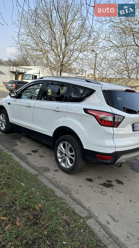 Позашляховик / Кросовер Ford Kuga 2019 в Хмельницькому