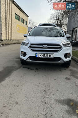 Внедорожник / Кроссовер Ford Kuga 2019 в Хмельницком