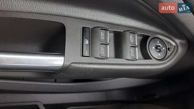 Внедорожник / Кроссовер Ford Kuga 2019 в Львове