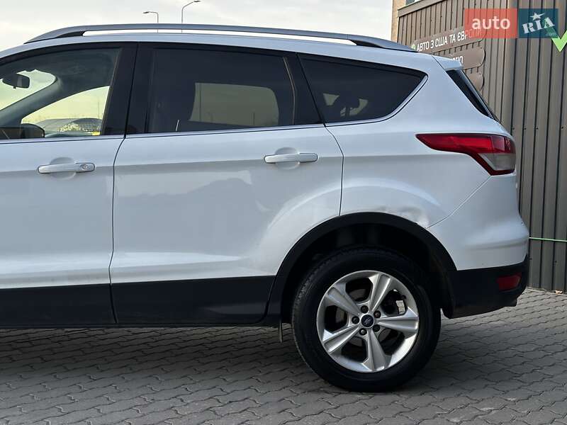 Внедорожник / Кроссовер Ford Kuga 2014 в Львове