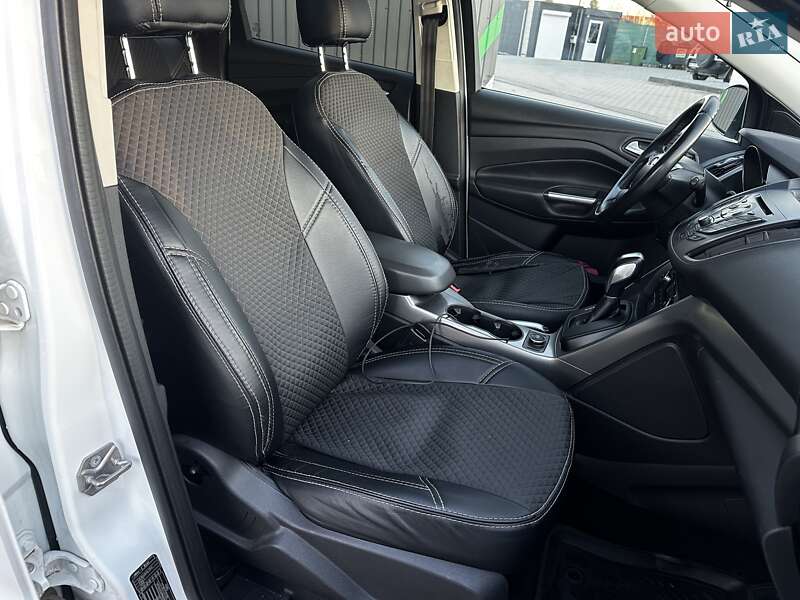 Внедорожник / Кроссовер Ford Kuga 2014 в Львове