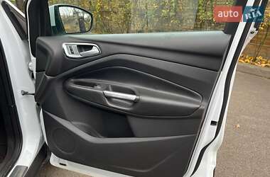 Внедорожник / Кроссовер Ford Kuga 2015 в Киеве