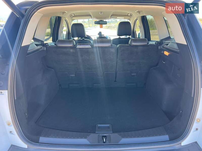 Внедорожник / Кроссовер Ford Kuga 2013 в Киеве