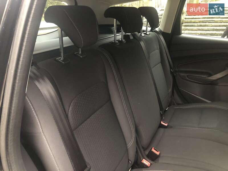 Позашляховик / Кросовер Ford Kuga 2017 в Ніжині