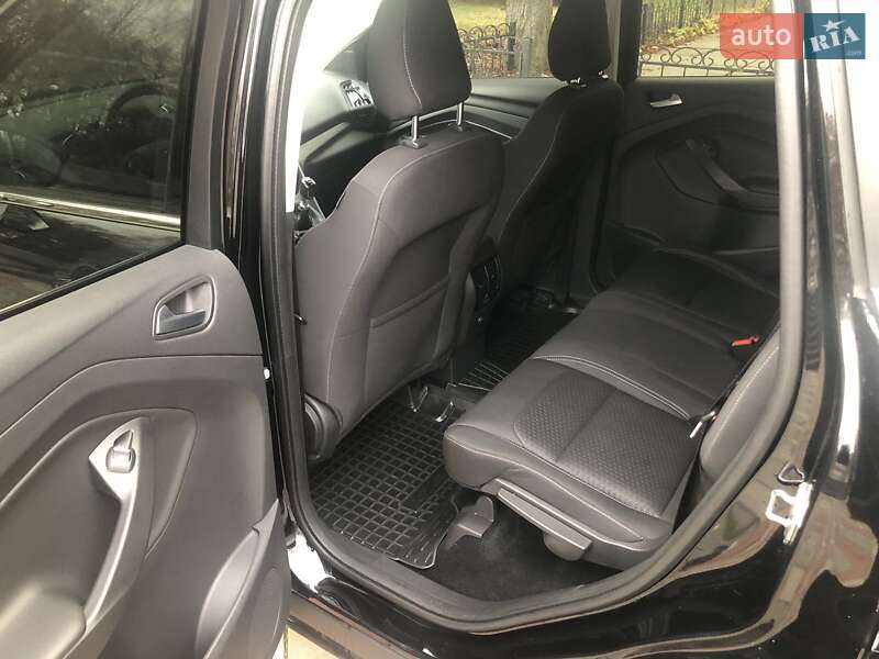 Позашляховик / Кросовер Ford Kuga 2017 в Ніжині