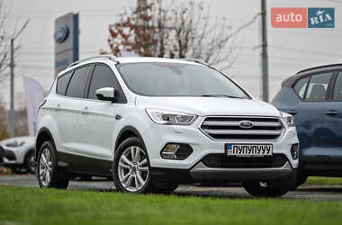 Позашляховик / Кросовер Ford Kuga 2019 в Києві
