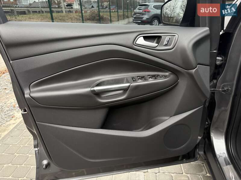 Позашляховик / Кросовер Ford Kuga 2016 в Вінниці фото 52 Позашляховик / Кросовер Ford Kuga 2016 в Вінниці