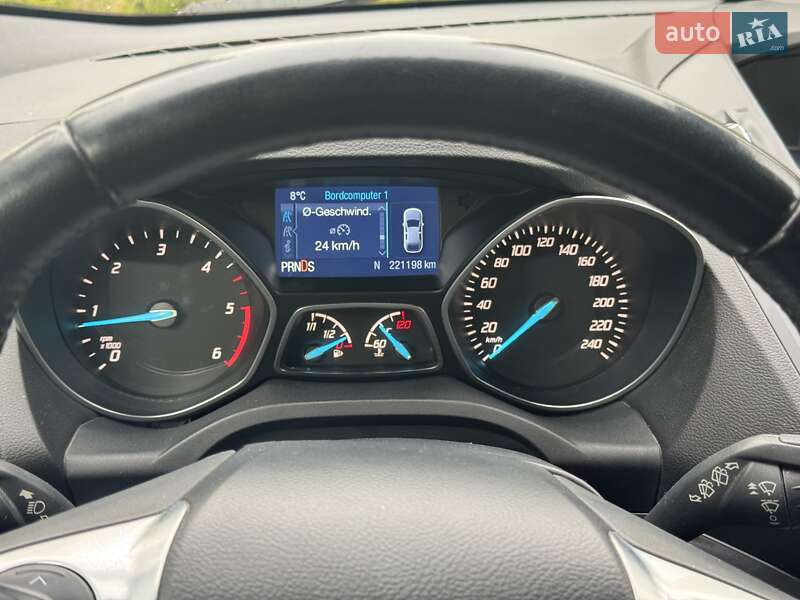 Внедорожник / Кроссовер Ford Kuga 2015 в Львове