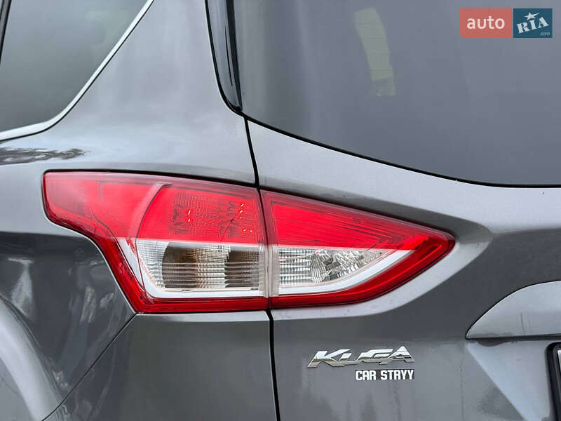 Позашляховик / Кросовер Ford Kuga 2013 в Стрию