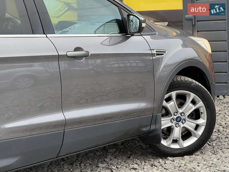 Позашляховик / Кросовер Ford Kuga 2013 в Стрию