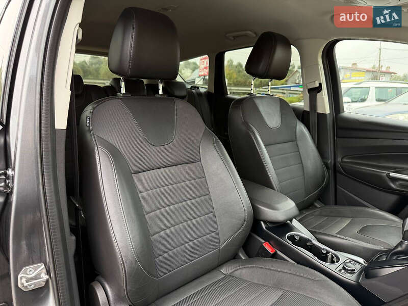 Позашляховик / Кросовер Ford Kuga 2013 в Стрию