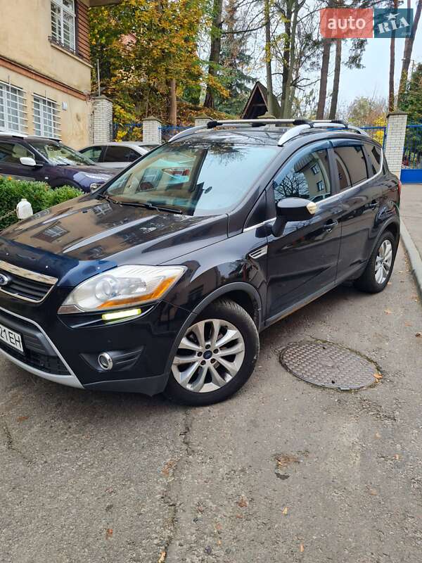 Позашляховик / Кросовер Ford Kuga 2012 в Львові