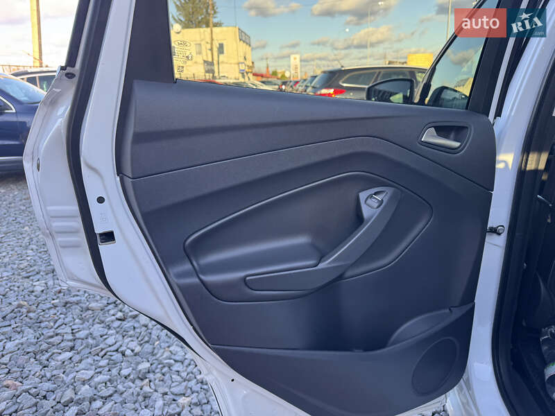 Внедорожник / Кроссовер Ford Kuga 2016 в Стрые фото 42 Внедорожник / Кроссовер Ford Kuga 2016 в Стрые