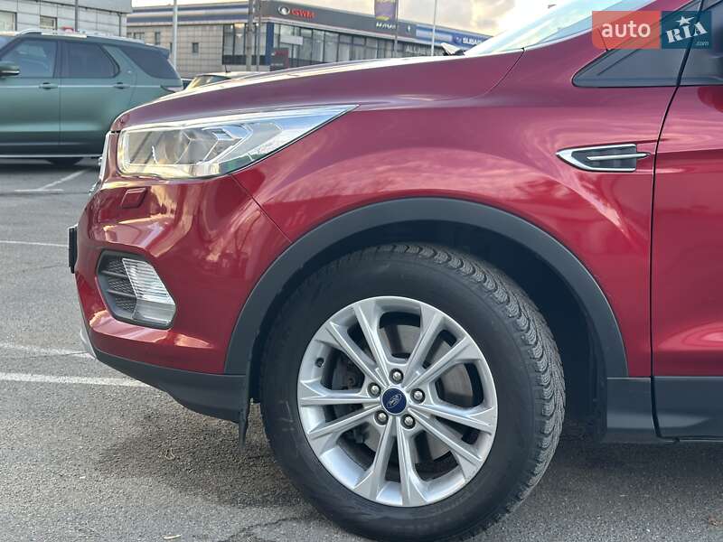 Внедорожник / Кроссовер Ford Kuga 2019 в Киеве фото 13 Внедорожник / Кроссовер Ford Kuga 2019 в Киеве