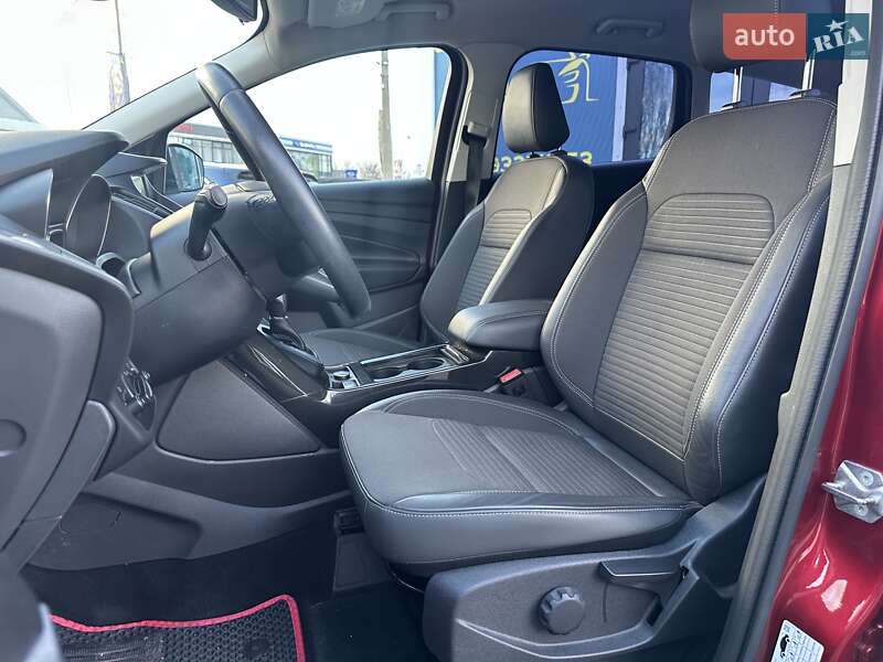 Внедорожник / Кроссовер Ford Kuga 2019 в Киеве фото 20 Внедорожник / Кроссовер Ford Kuga 2019 в Киеве