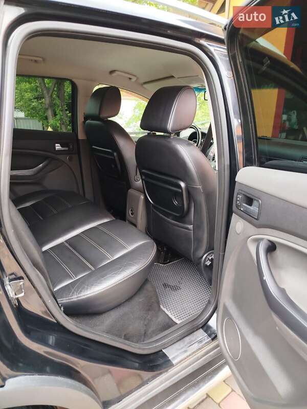 Позашляховик / Кросовер Ford Kuga 2011 в Рівному