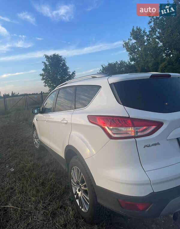 Позашляховик / Кросовер Ford Kuga 2013 в Львові