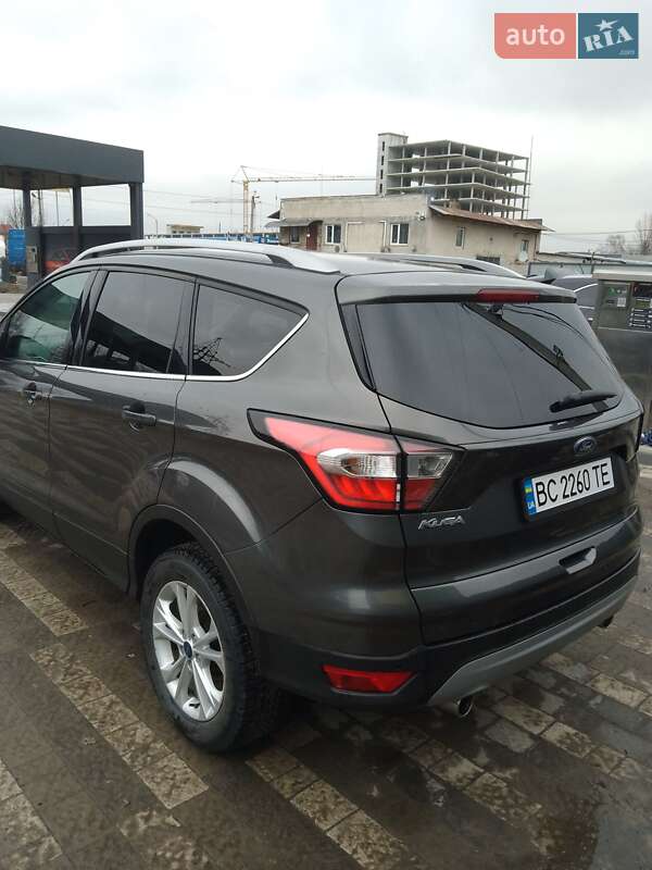 Внедорожник / Кроссовер Ford Kuga 2016 в Львове фото 2 Внедорожник / Кроссовер Ford Kuga 2016 в Львове