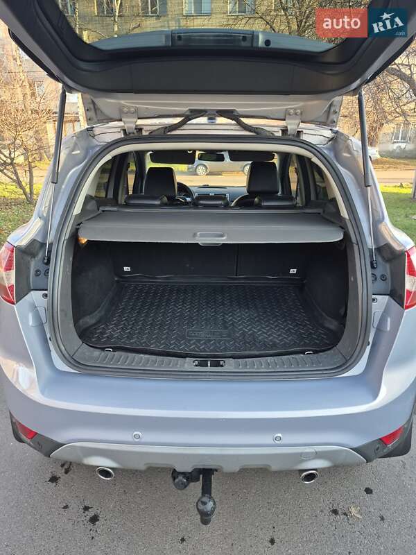 Внедорожник / Кроссовер Ford Kuga 2013 в Черкассах