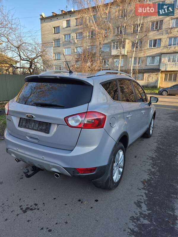 Внедорожник / Кроссовер Ford Kuga 2013 в Черкассах