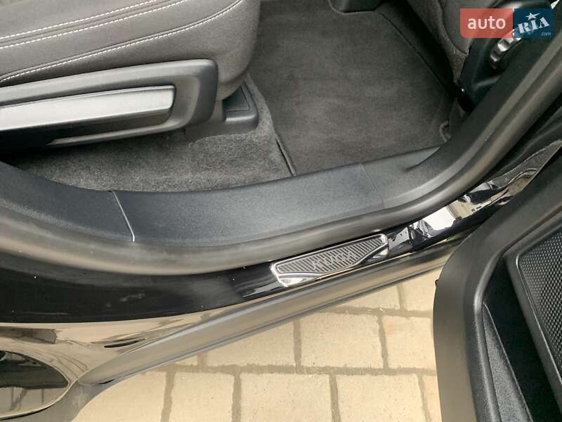 Внедорожник / Кроссовер Ford Kuga 2021 в Киеве фото 39 Внедорожник / Кроссовер Ford Kuga 2021 в Киеве
