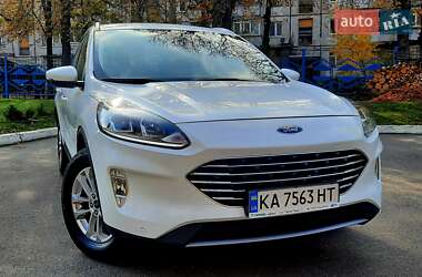 Позашляховик / Кросовер Ford Kuga 2021 в Харкові