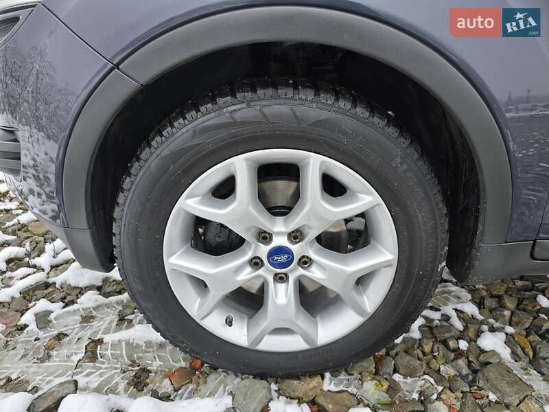 Внедорожник / Кроссовер Ford Kuga 2011 в Калуше