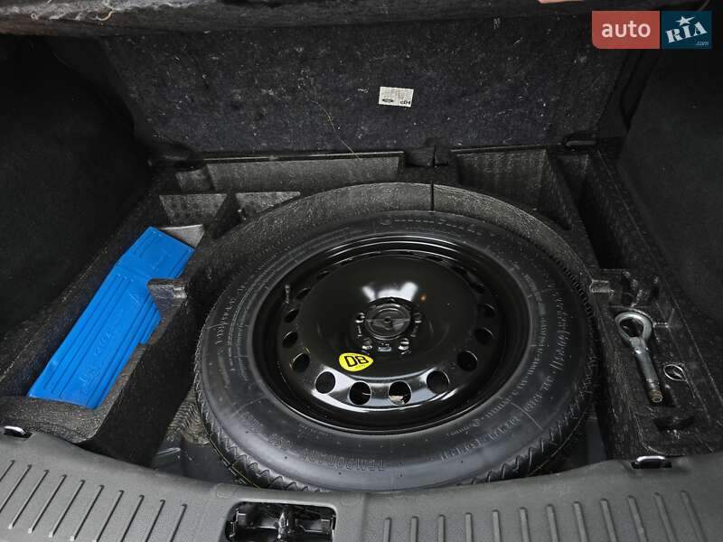 Внедорожник / Кроссовер Ford Kuga 2011 в Калуше