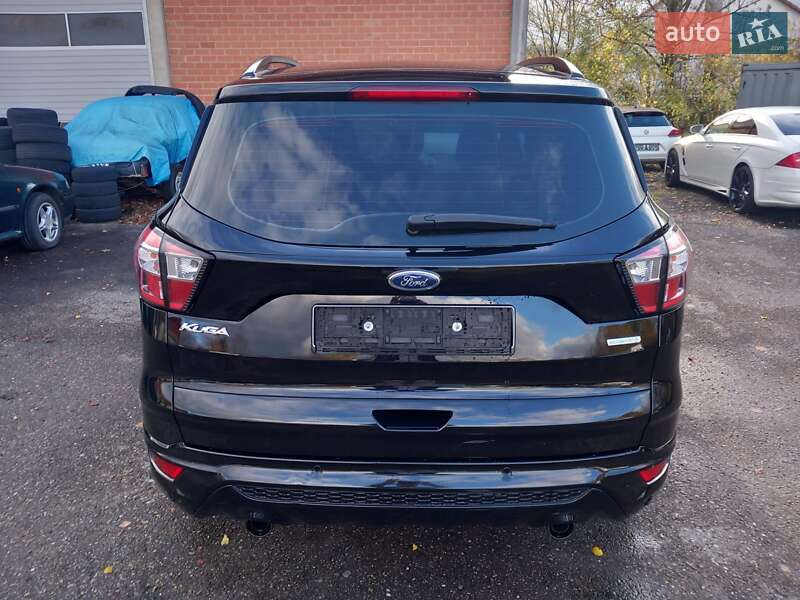 Внедорожник / Кроссовер Ford Kuga 2018 в Львове