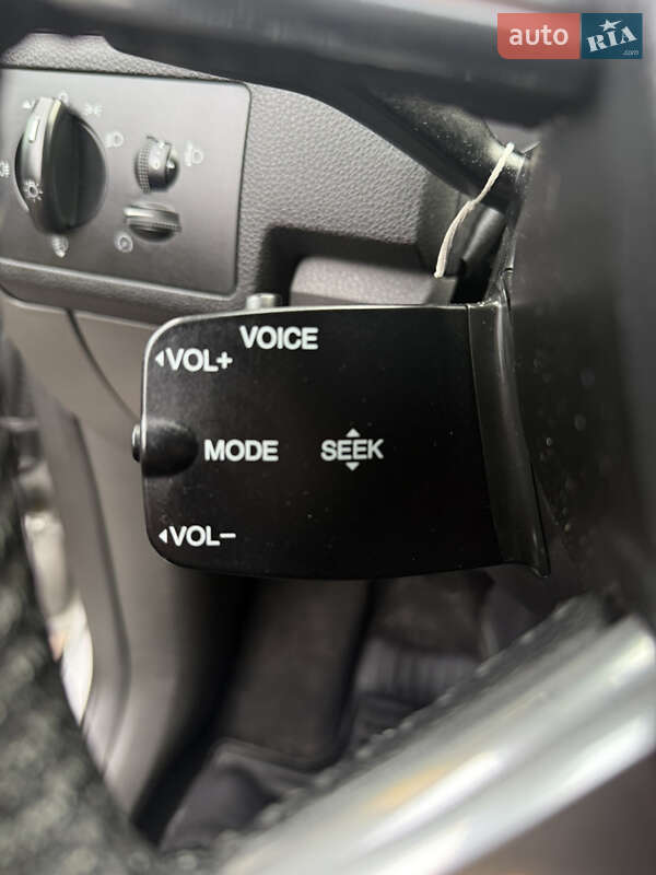 Внедорожник / Кроссовер Ford Kuga 2012 в Киеве