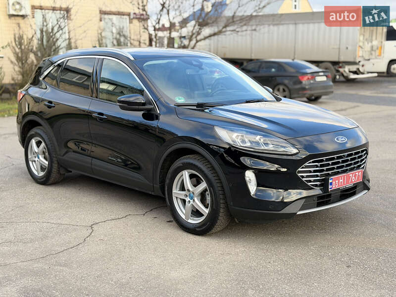 Позашляховик / Кросовер Ford Kuga 2022 в Вінниці