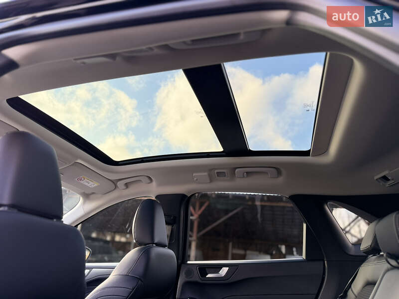 Позашляховик / Кросовер Ford Kuga 2022 в Вінниці