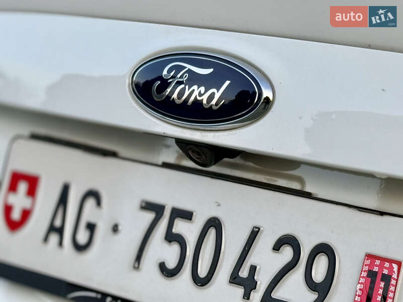 Позашляховик / Кросовер Ford Kuga 2014 в Дубні