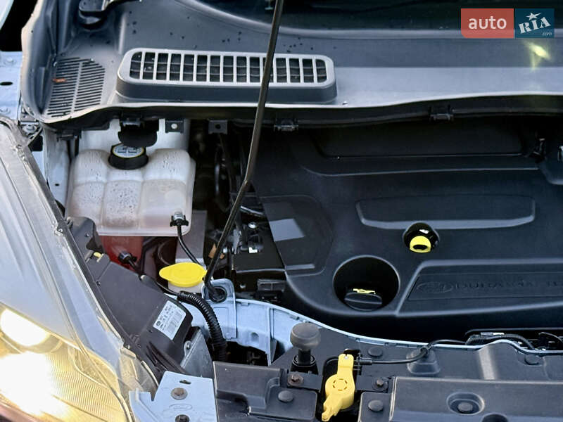 Позашляховик / Кросовер Ford Kuga 2014 в Дубні