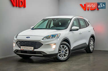 Внедорожник / Кроссовер Ford Kuga 2021 в Киеве