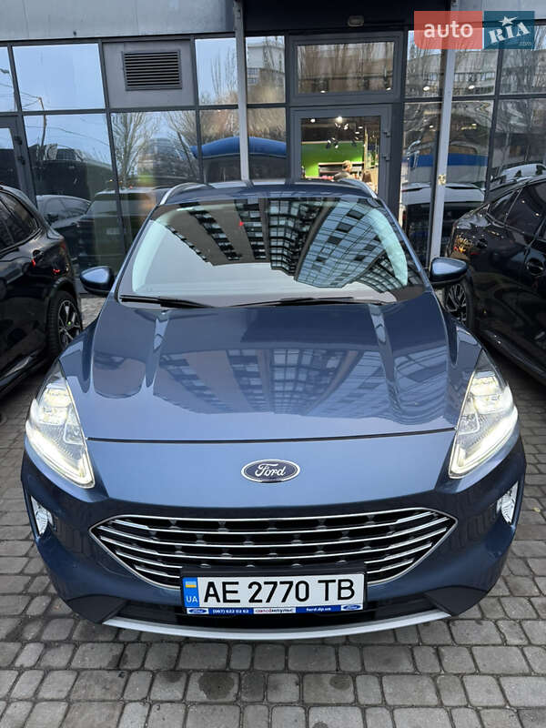 Позашляховик / Кросовер Ford Kuga 2021 в Дніпрі