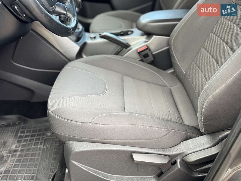 Позашляховик / Кросовер Ford Kuga 2016 в Львові фото 20 Позашляховик / Кросовер Ford Kuga 2016 в Львові