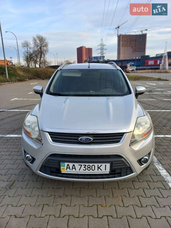 Позашляховик / Кросовер Ford Kuga 2009 в Києві