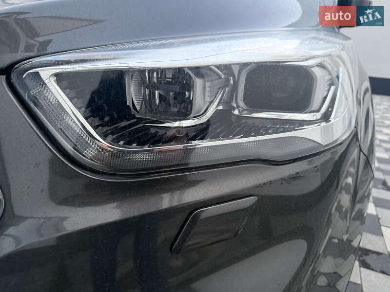 Позашляховик / Кросовер Ford Kuga 2019 в Мукачевому