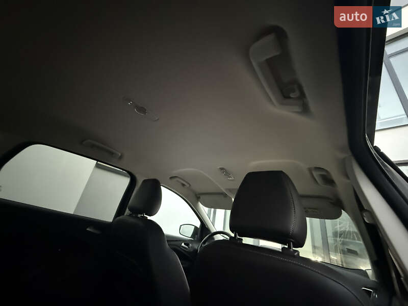 Позашляховик / Кросовер Ford Kuga 2019 в Мукачевому