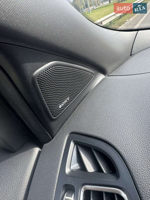 Внедорожник / Кроссовер Ford Kuga 2019 в Киеве фото 28 Внедорожник / Кроссовер Ford Kuga 2019 в Киеве