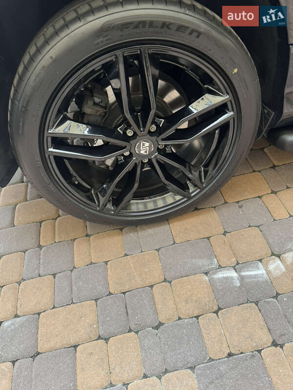 Внедорожник / Кроссовер Ford Kuga 2019 в Киеве фото 37 Внедорожник / Кроссовер Ford Kuga 2019 в Киеве