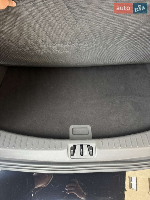 Внедорожник / Кроссовер Ford Kuga 2019 в Киеве фото 45 Внедорожник / Кроссовер Ford Kuga 2019 в Киеве