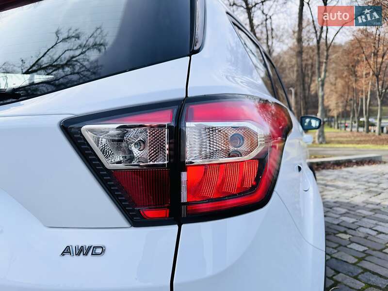 Позашляховик / Кросовер Ford Kuga 2019 в Києві