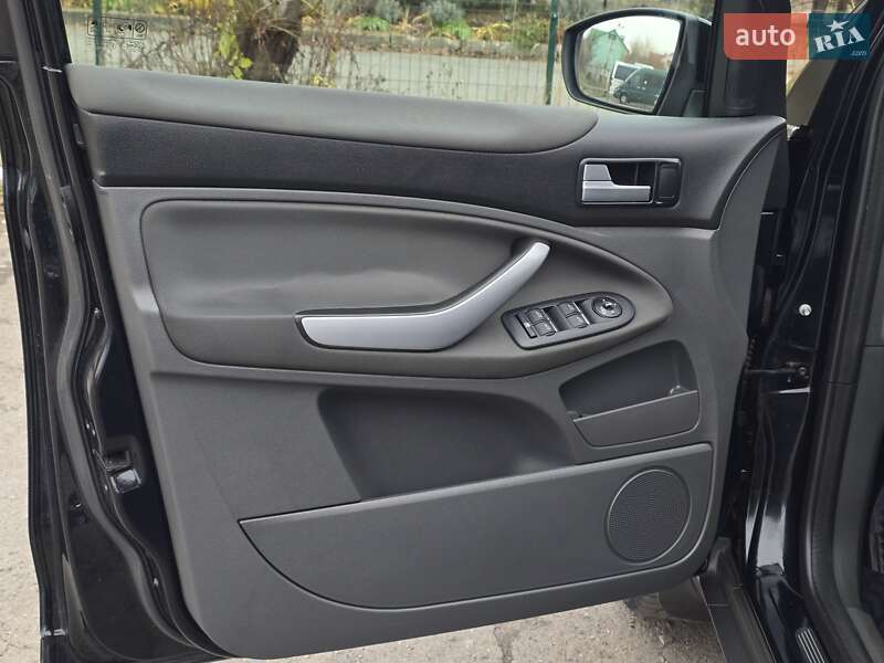 Внедорожник / Кроссовер Ford Kuga 2012 в Хмельницком фото 42 Внедорожник / Кроссовер Ford Kuga 2012 в Хмельницком