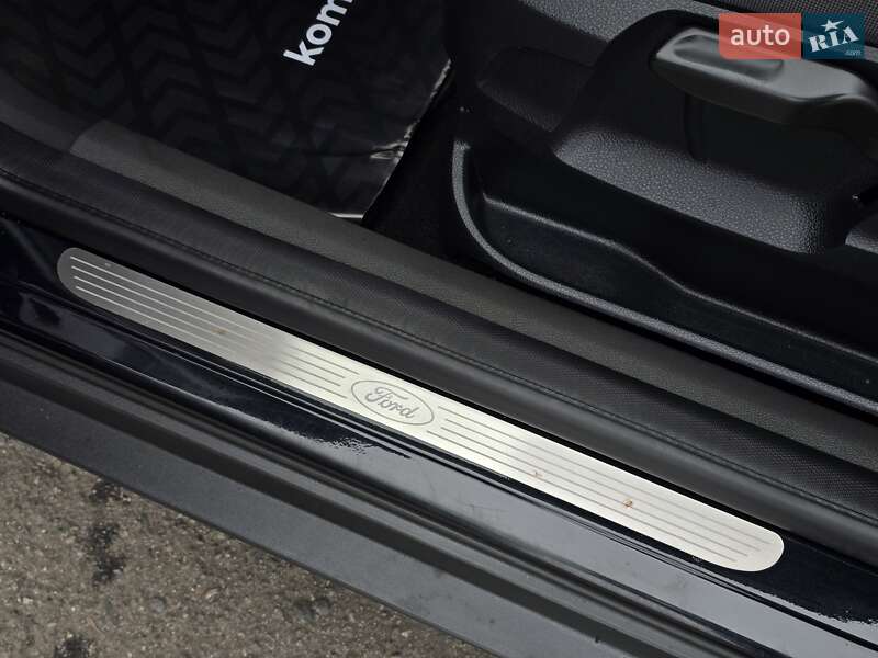 Внедорожник / Кроссовер Ford Kuga 2012 в Хмельницком фото 45 Внедорожник / Кроссовер Ford Kuga 2012 в Хмельницком